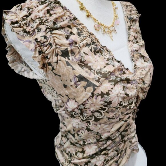 Bebe ✦ Floral Ruched Blouse ✦ Sweetheart Neck Cap Sleeve Top S EUC - Picture 4 of 13